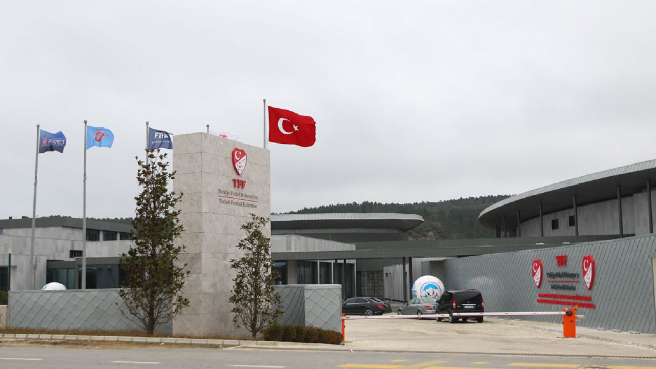 TFF, kart kuralını değiştirdi!