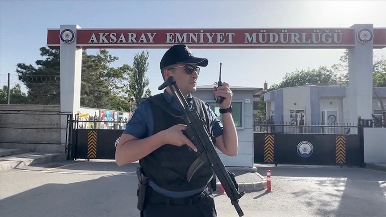 İçişleri Bakanı Yerlikaya, görev başındaki personelin bayramını telsizden kutladı