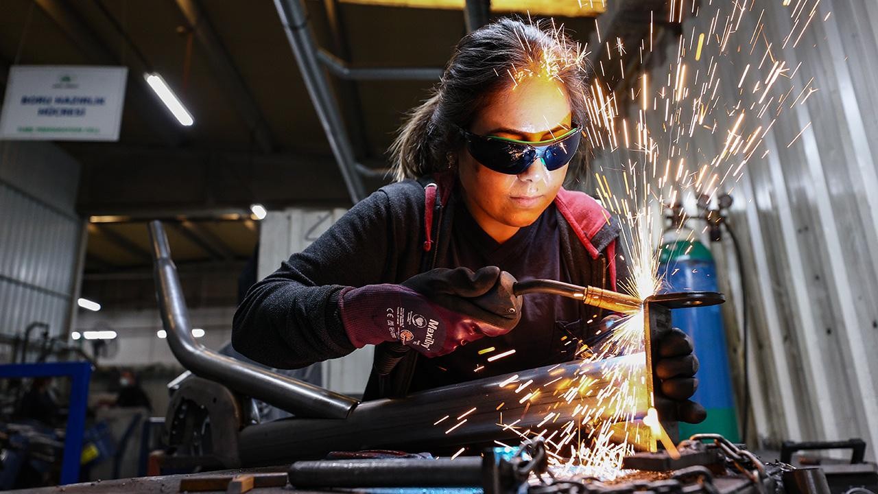 İŞKUR aracılığıyla 5 ayda 614 bin kişi işe yerleşti