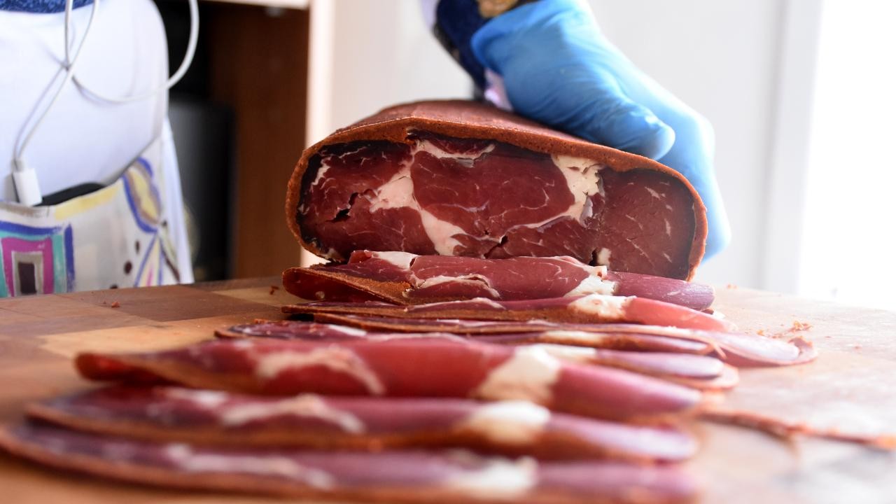 Afyon pastırması AB'den coğrafi işaret tescili aldı