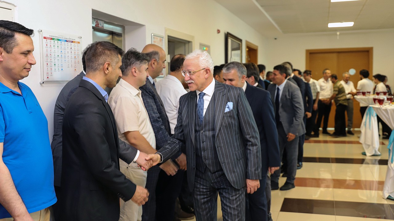 NEÜ’de bayramlaşma programı gerçekleştirildi