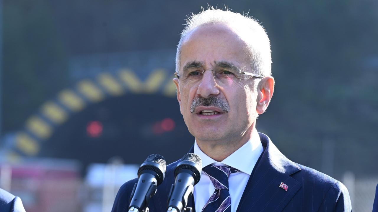 Bakan Uraloğlu: İran dışında, hava sahası kısıtlamaları kaldırıldı