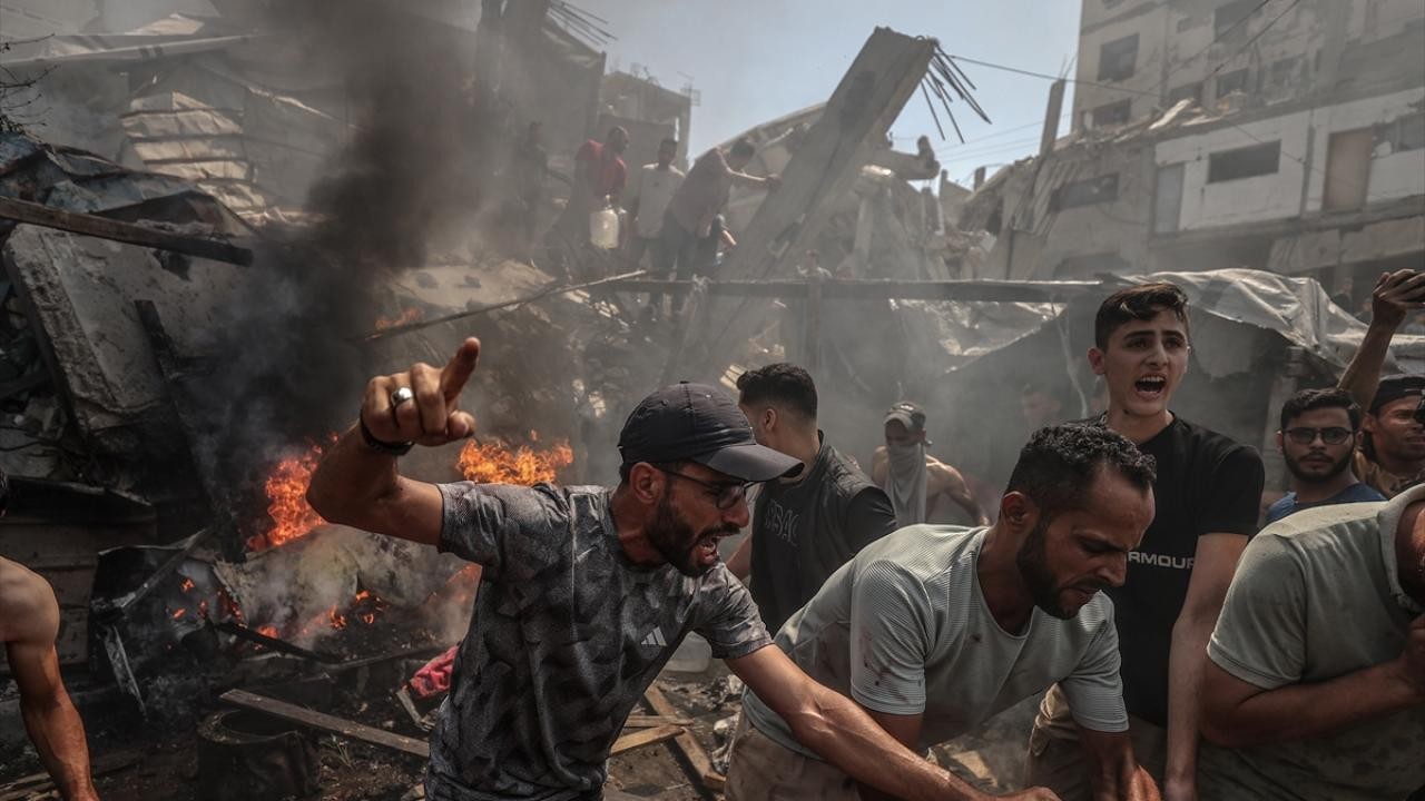 Gazze İçişleri Bakanlığı: İsrail güçleri, polis mensuplarını hedef alarak kaos yaymaya çalışıyor