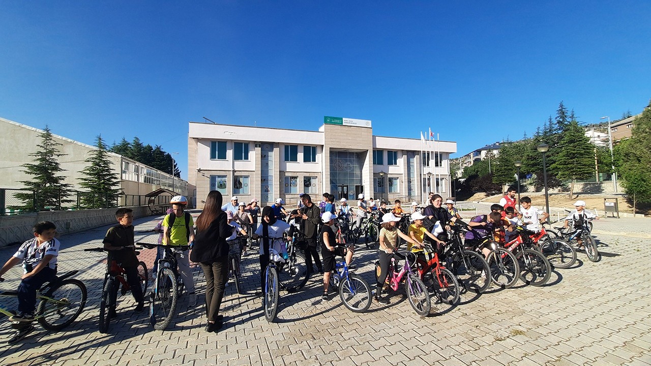 "Uyuşturucu ile mücadele" temalı bisiklet turu