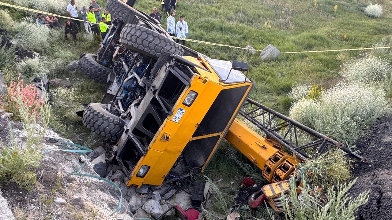 Devrilen vincin operatörü öldü