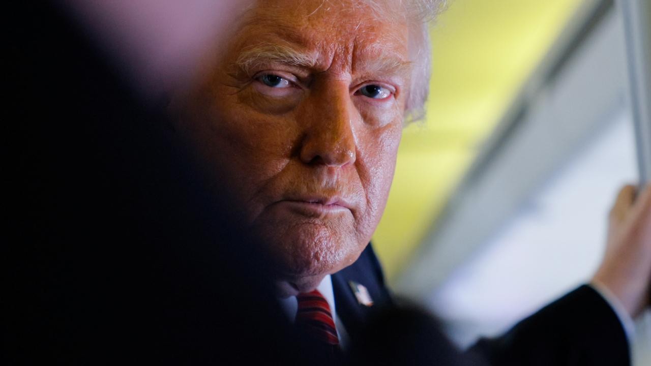 Trump'tan İran'a tehdit: Nükleer üretime devam etmesi durumunda kesinlikle vuracağız