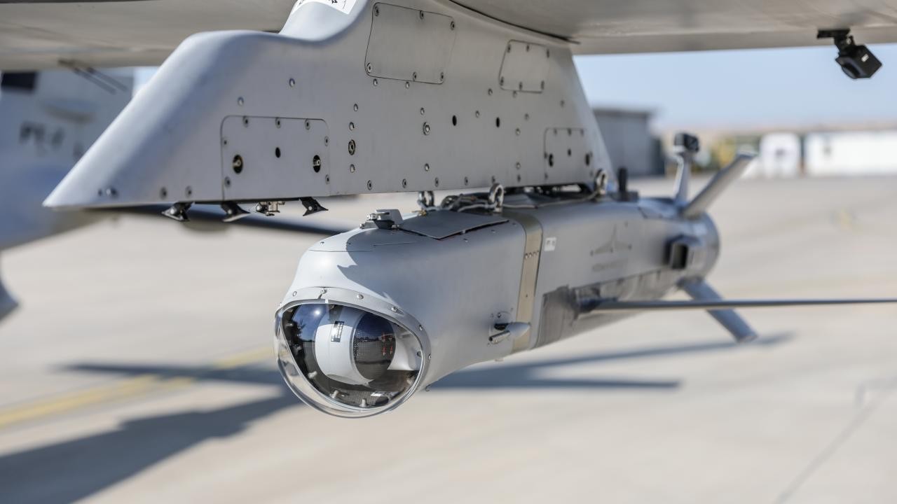 Bayraktar AKINCI, hava hedeflerini KEMANKEŞ 1 ile vurdu