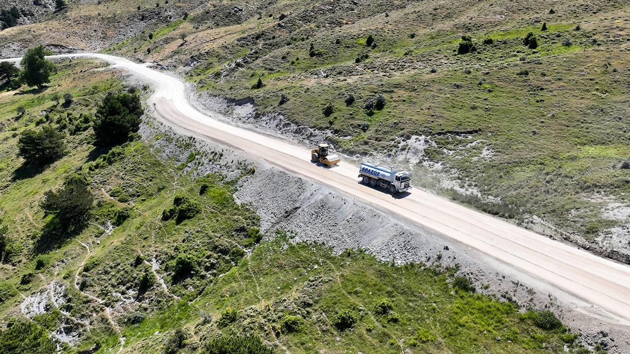 Selçuklu Belediyesi dış mahalle bağlantı yollarında konforu yükseltiyor