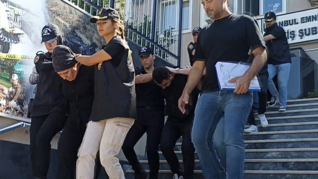 Baba öldürüldü, anne ve iki oğlu gözaltına alındı