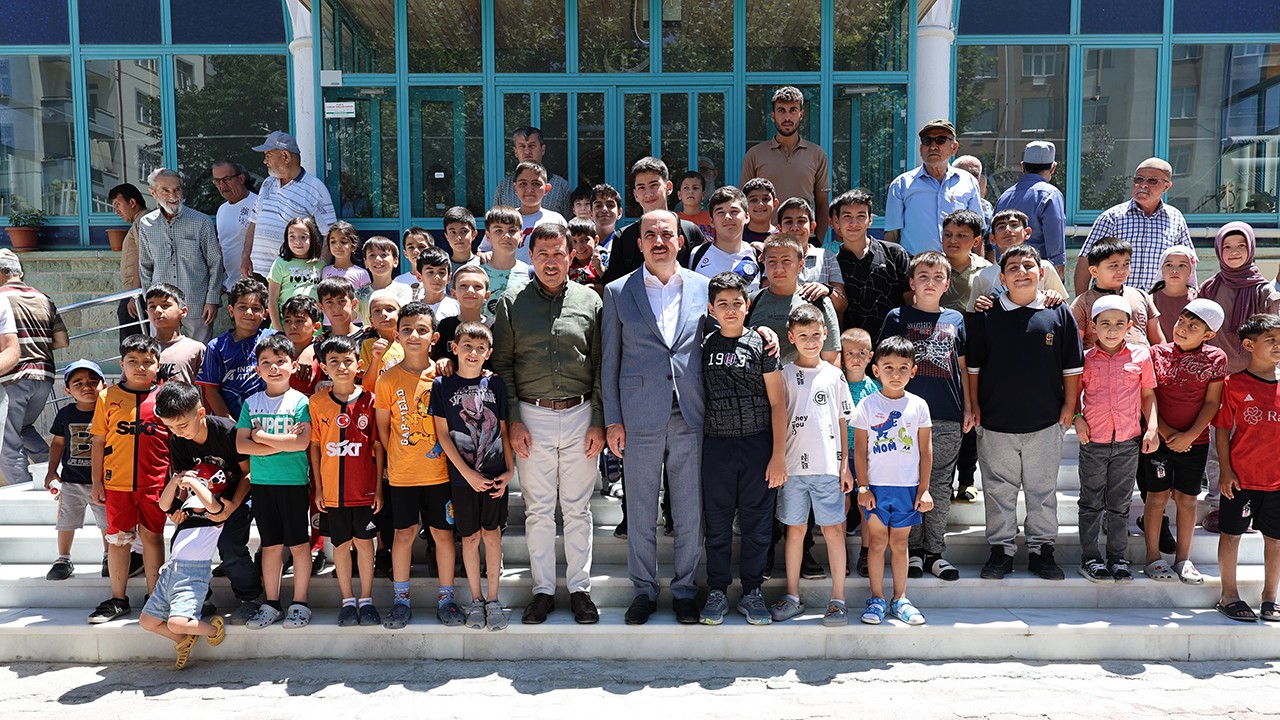 Başkan Altay ve Başkan Kılca Kur’an öğrenen çocukların heyecanına ortak oldu