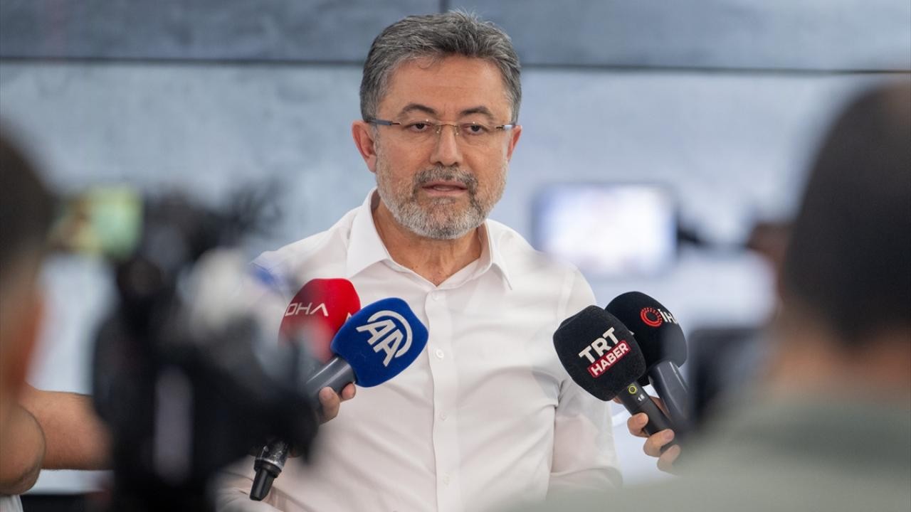 Buca ve Ödemiş'teki yangınlar kontrol altına alındı