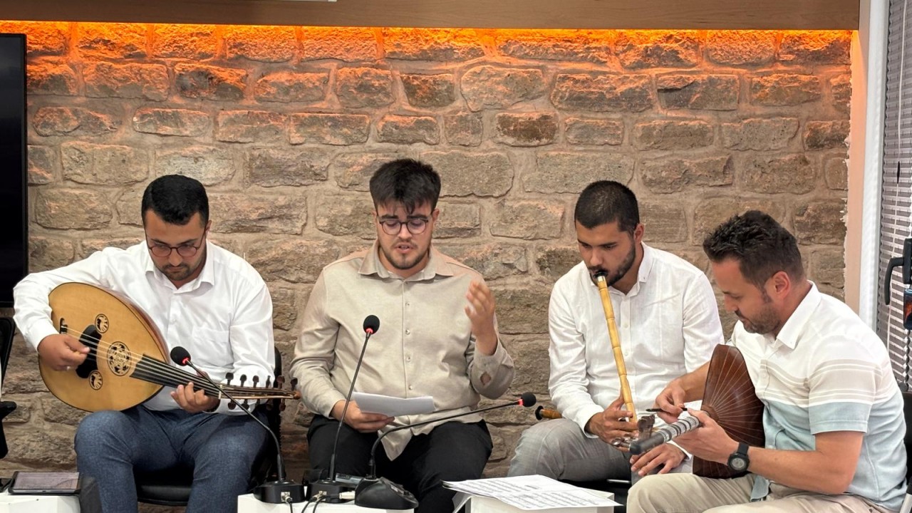 Şiirin mûsikîsi, mûsikînin şiiri Konya’da sanatseverlerle buluştu