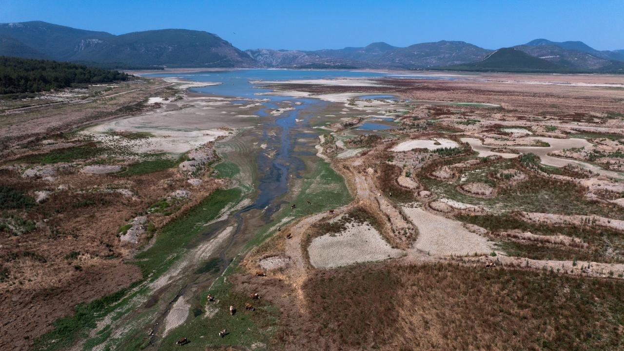 İzmir’de su krizi kent geneline yayılıyor: 6 saatlik su kesintisi uygulanacak