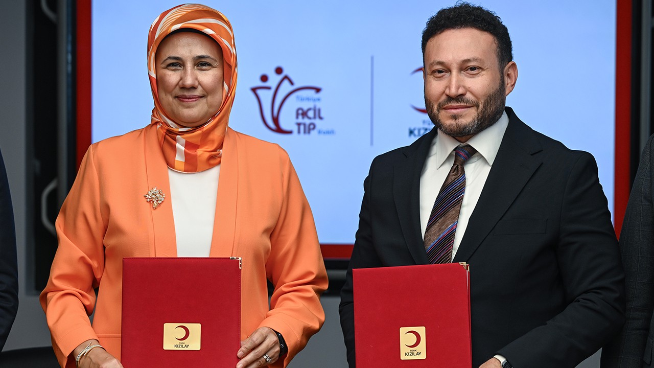 Türk Kızılay ile Türkiye Acil Tıp Vakfı arasında işbirliği protokolü imzalandı