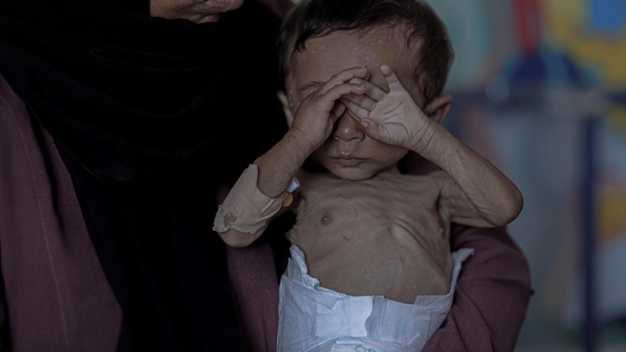 Gazze’de 2’si çocuk 4 kişi daha açlıktan hayatını kaybetti