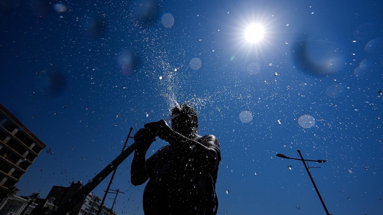 Türkiye’yi sıcak ve rüzgarlı günler bekliyor