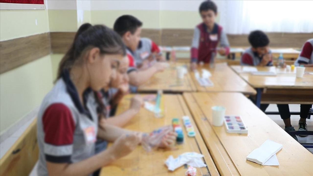 MEB ve Hazine’den deprem bölgesine eğitim desteği artışı