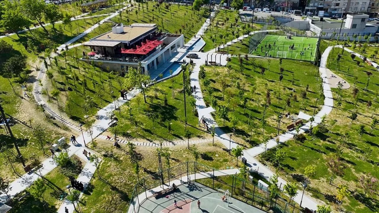 Büyük parklar nitelikli afet toplanma alanlarına dönüştürülebilecek