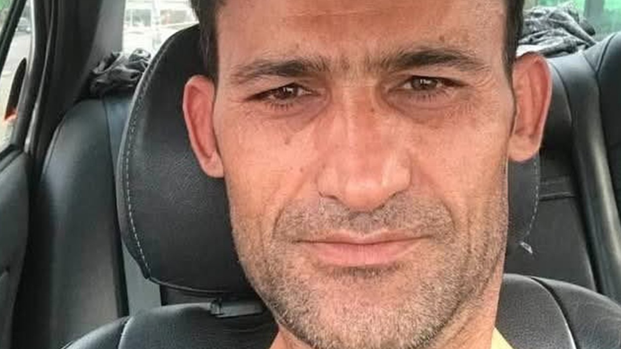 Üzerine iş makinesi devrilen işçi hayatını kaybetti