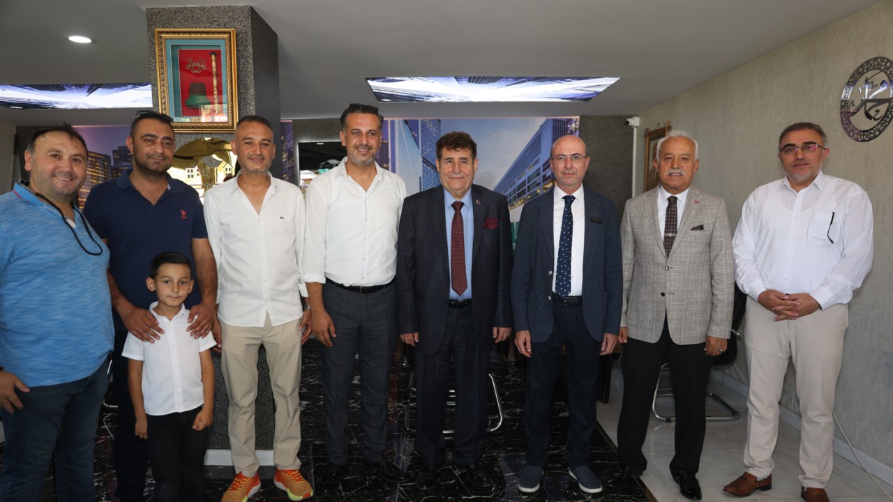 Selçuklu'da cuma bereketi sürüyor