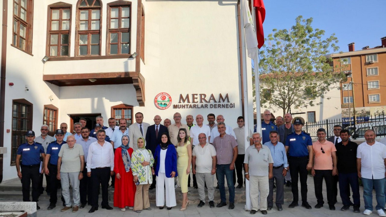 Konya İl Emniyet Müdürü Maksut Yüksek, Meram’da muhtarlarla bir araya geldi