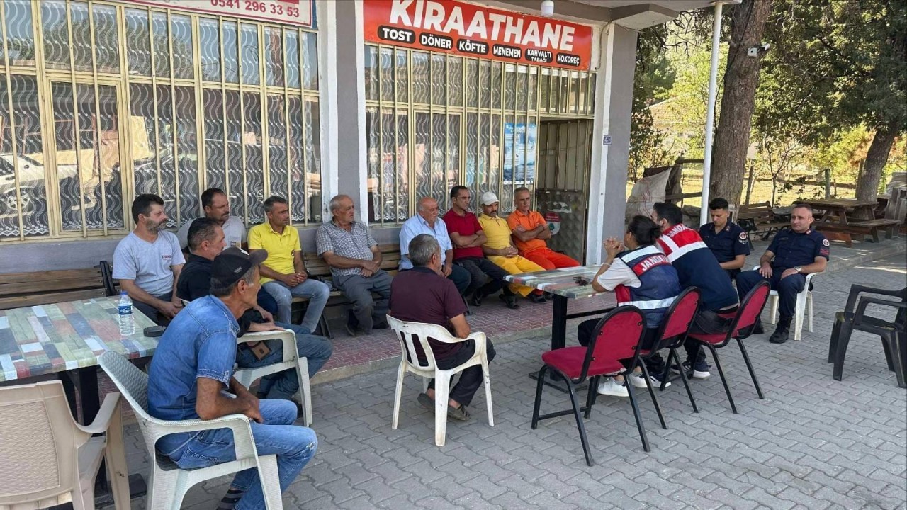 Konya’da jandarmadan bin 231 kişiye siber farkındalık eğitimi