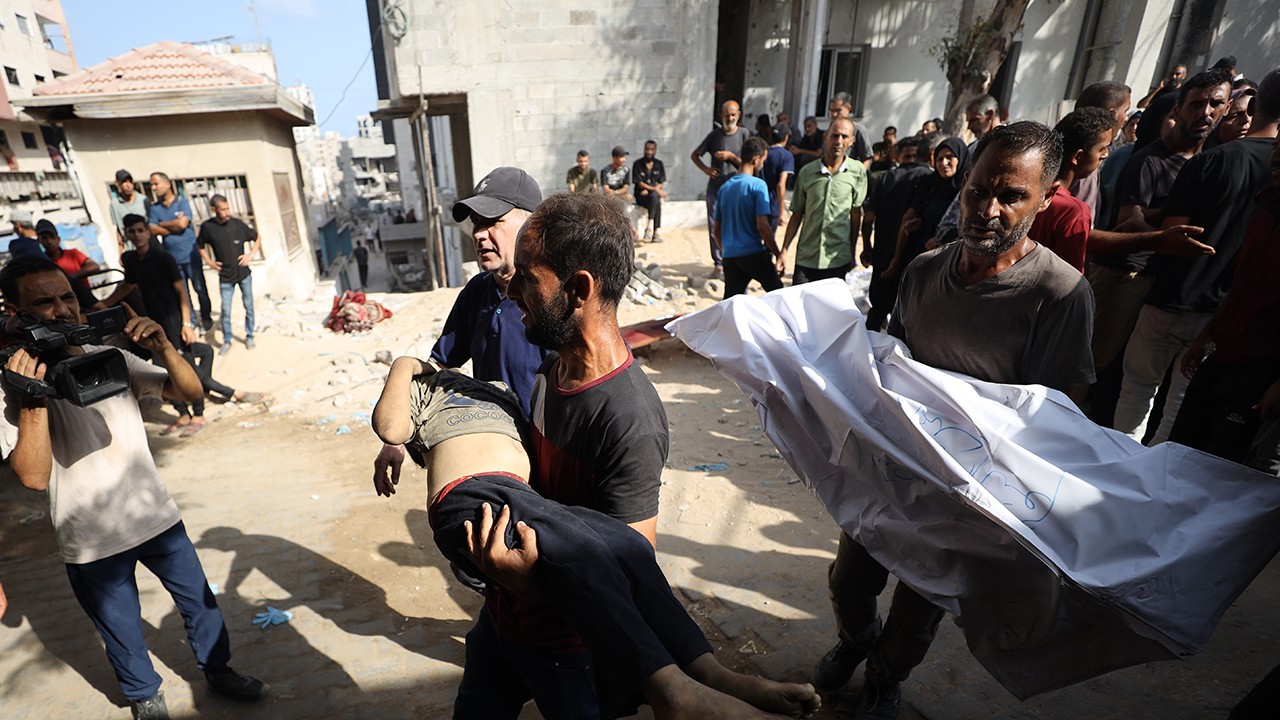 Gazze'de 11 kişi daha açlıktan hayatını kaybetti