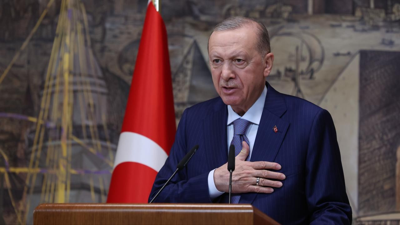 Cumhurbaşkanı Erdoğan'dan "17 Ağustos" paylaşımı: Acıyı hala yüreğimizde hissediyoruz