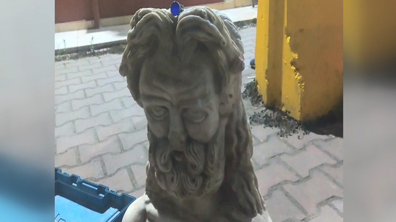 Tarihi eser operasyonunda 2 heykel ele geçirildi