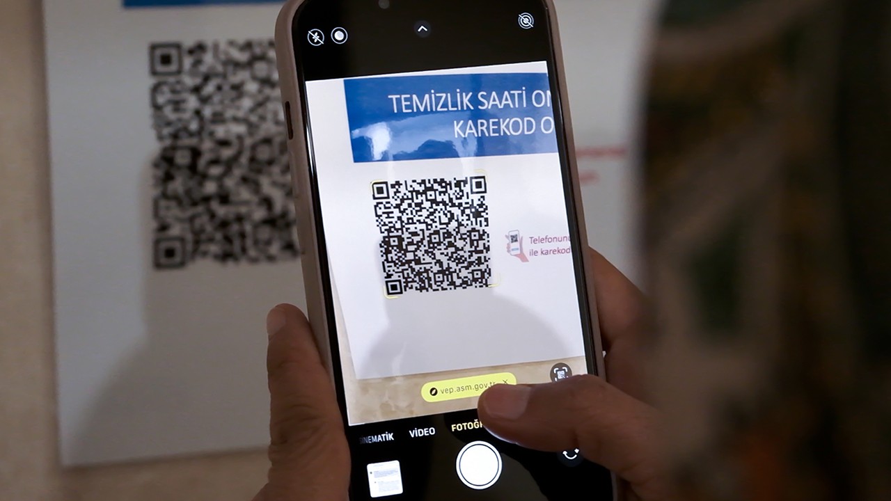 Hastanelerde 'QR Kod Temizlik Uygulaması' yaygınlaştırılıyor