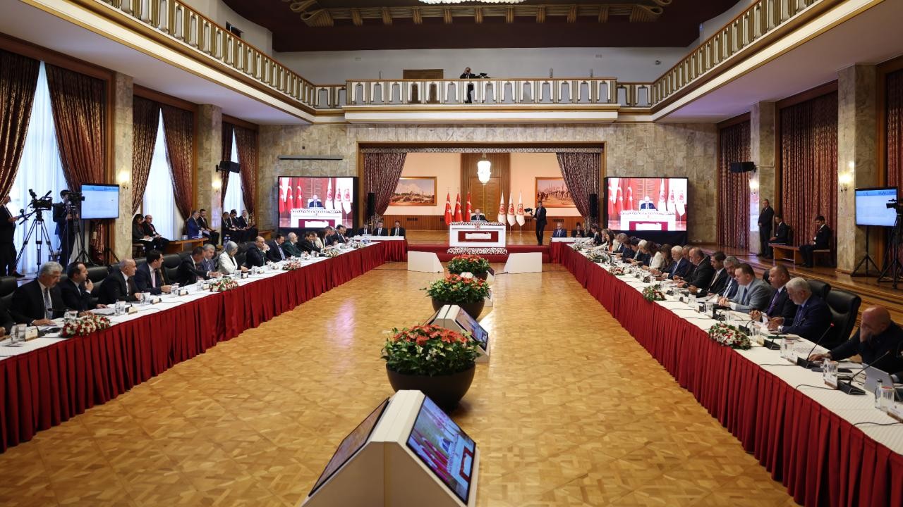 Terörsüz Türkiye için söz Meclis'te