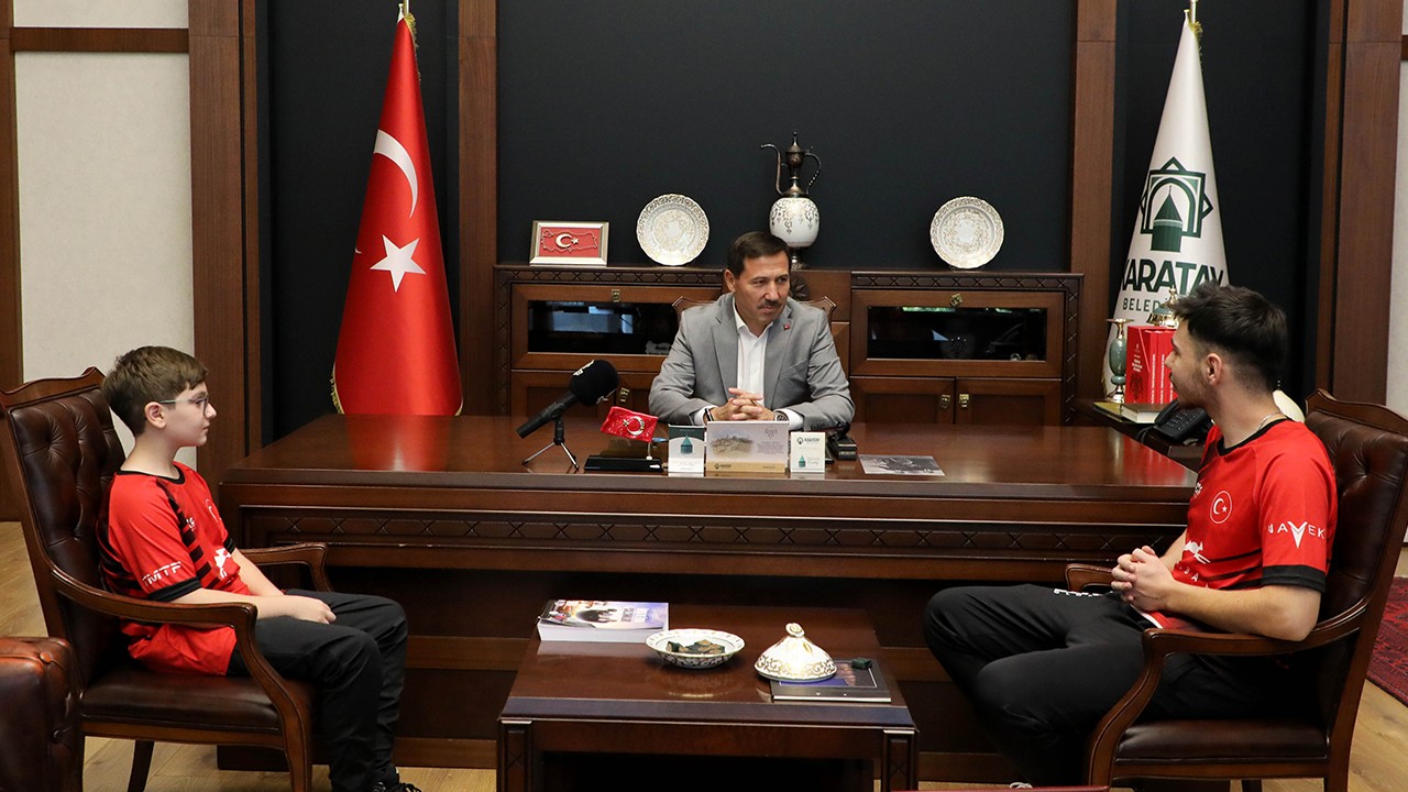 Hasan Kılca, Avrupa ikincisi Tahir Efe’yi ağırladı