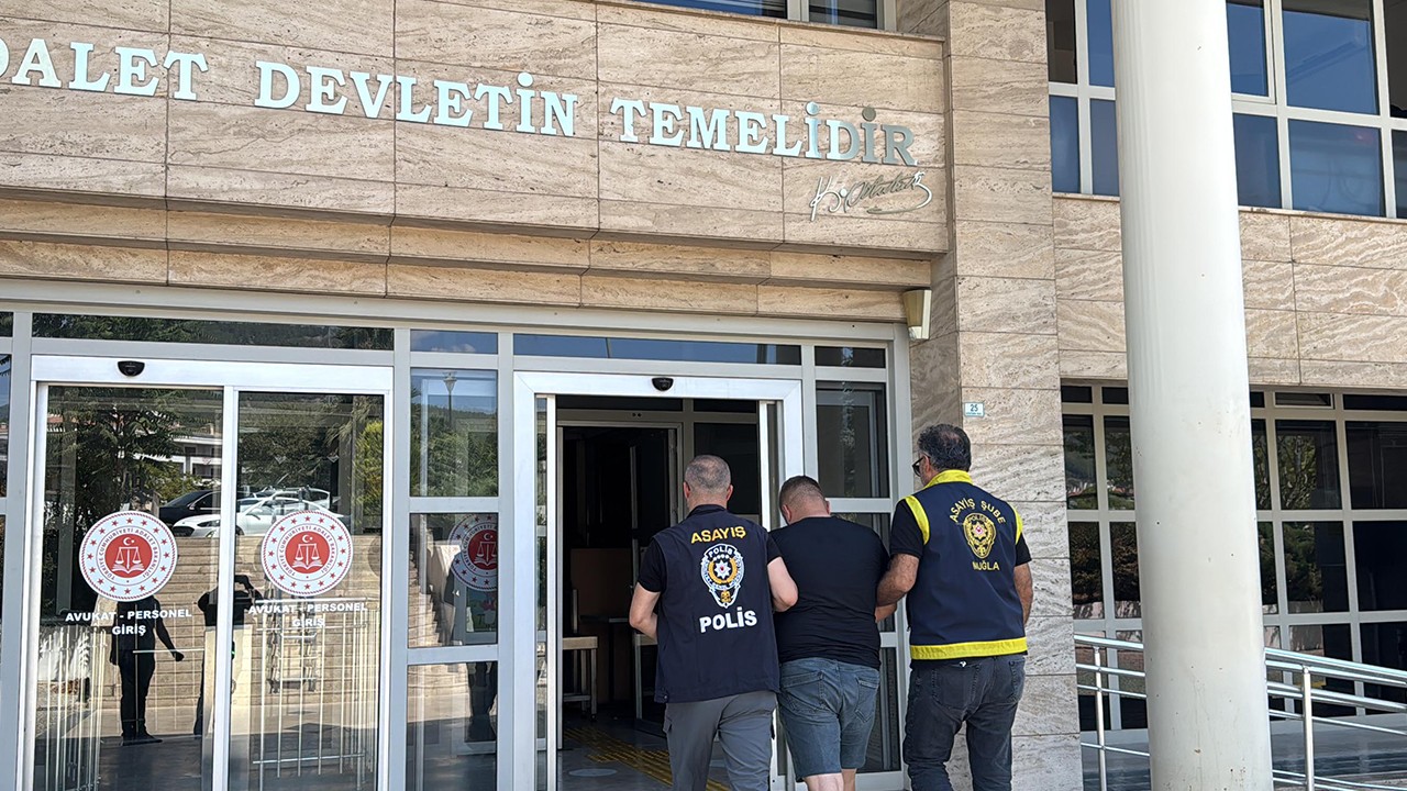 Evlilik vaadiyle 2,5 milyon lira dolandıran şüpheli tutuklandı