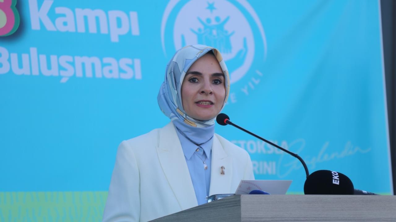 Bakan Göktaş: Amacımız, aileyi dijital dünyanın yalnızlıklarından uzaklaştırmak