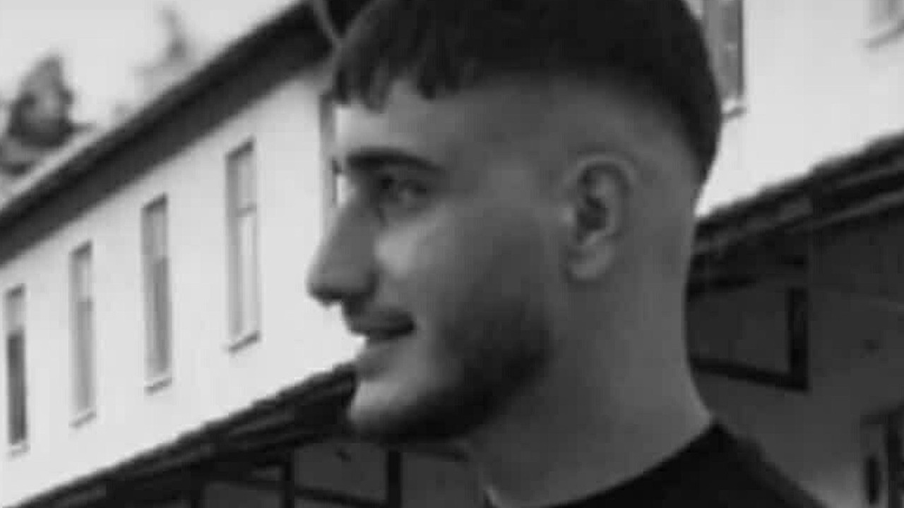 Restoranda çıkıp, sokağa taşan kavgada tabancayla öldürüldü