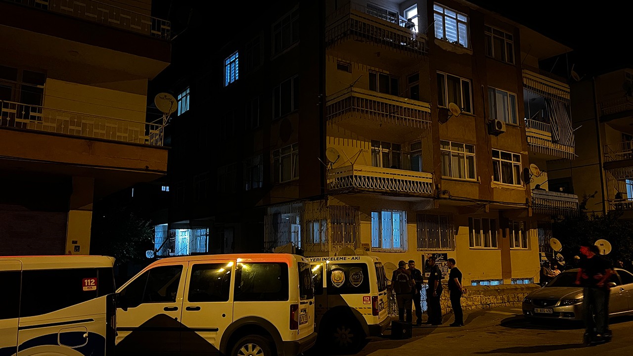 Boşandığı eşi tarafından bıçaklanan kadın ağır yaralandı