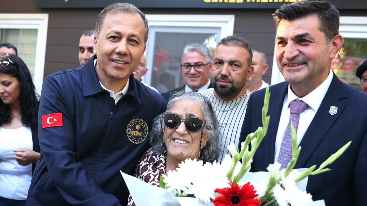 İçişleri Bakanı Yerlikaya, şehit aileleri ve gazilerle bir araya geldi