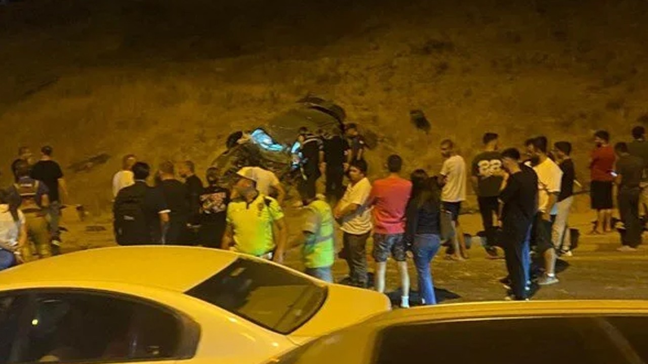 Otomobil takla attı: Ünlü iş insanı hayatını kaybetti