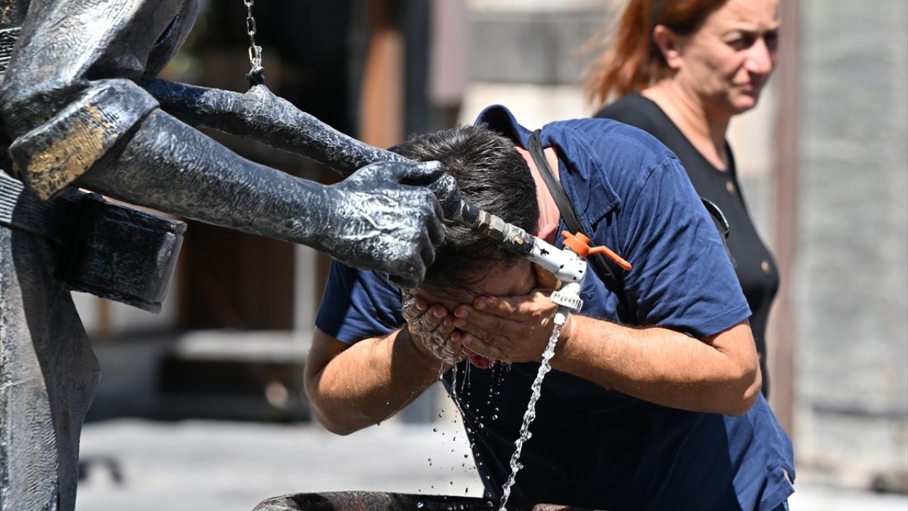 Sıcaklıklar bugün mevsim normallerinin üzerinde seyredecek