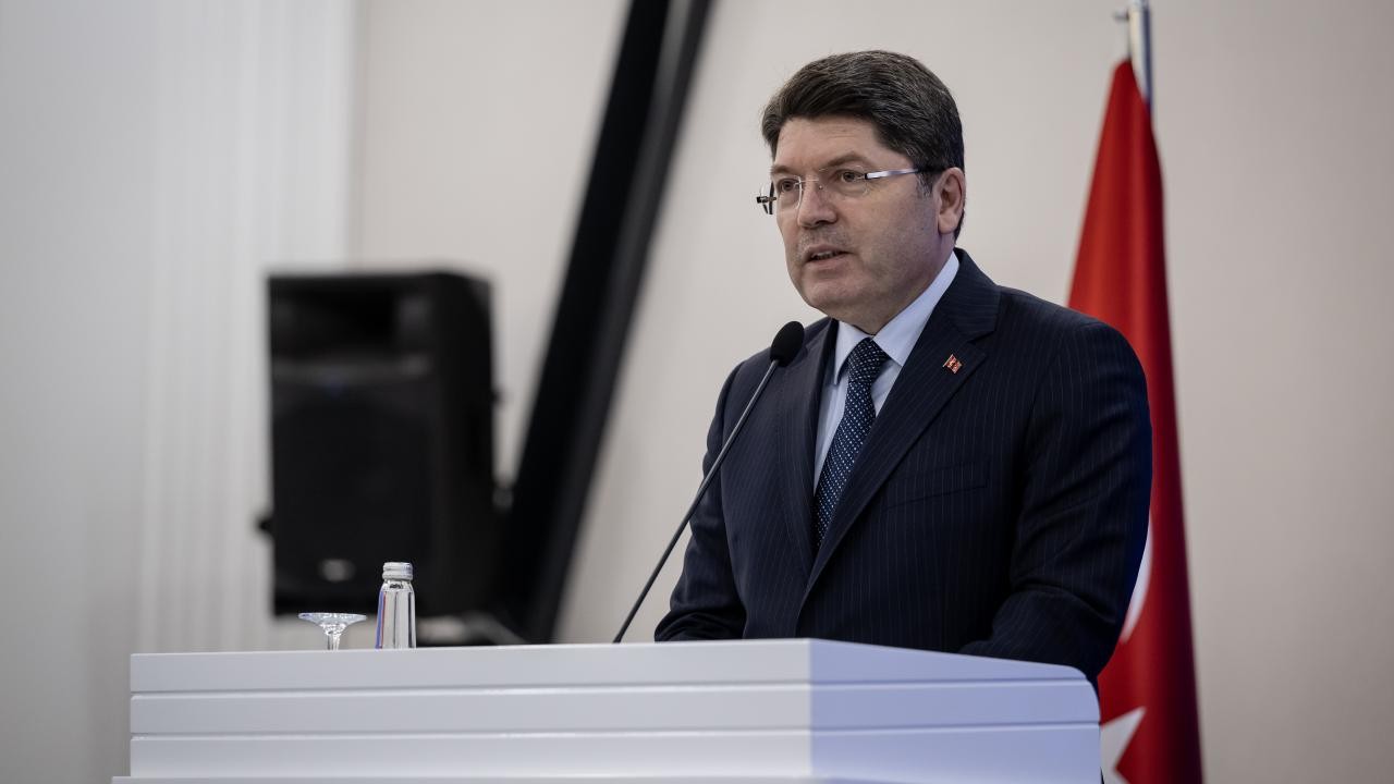 Bakan Tunç: Hukukun üstünlüğü esasıyla çalışmaya devam edeceğiz