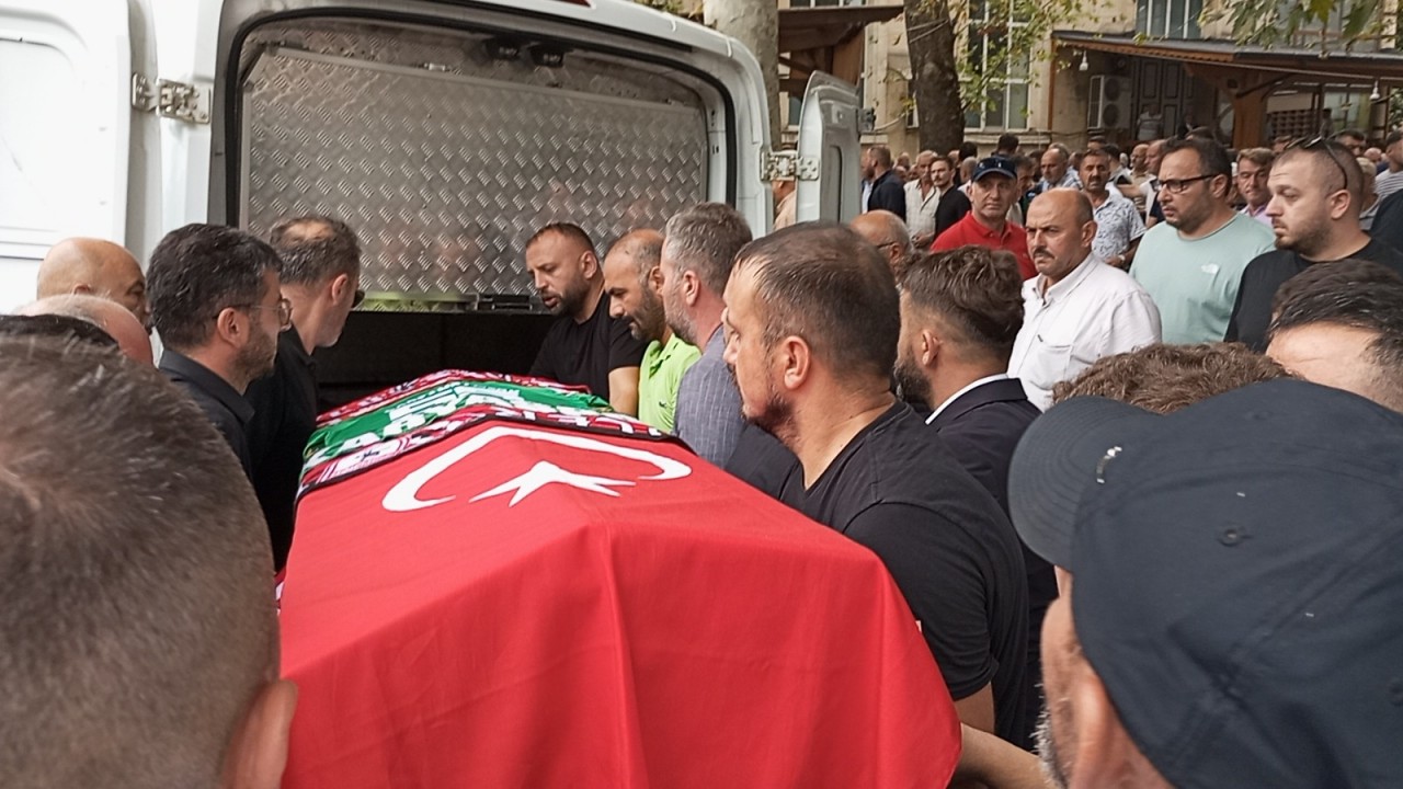 Giresun'daki silahlı kavgada ölen Samsunspor taraftarı toprağa verildi