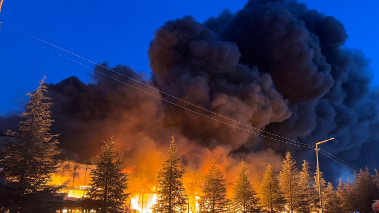 Ambalaj fabrikasında yangın