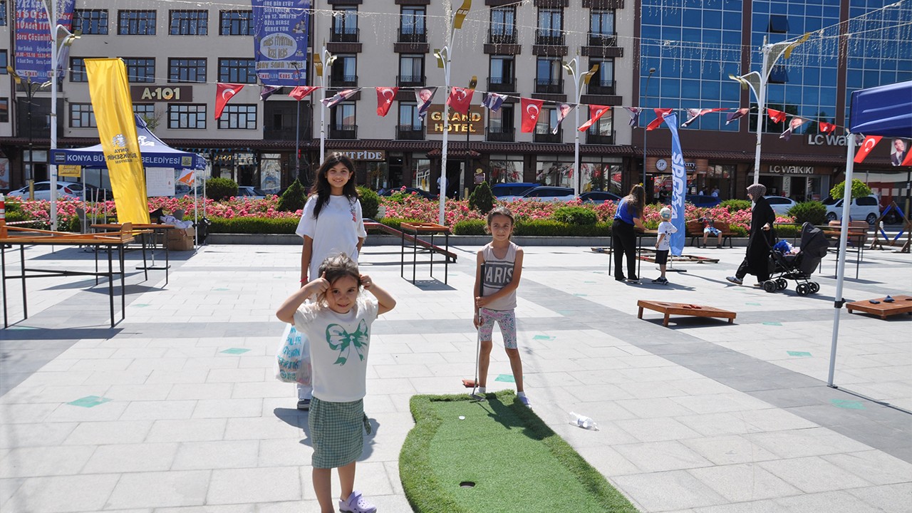 Akşehir'de şenlik düzenlendi