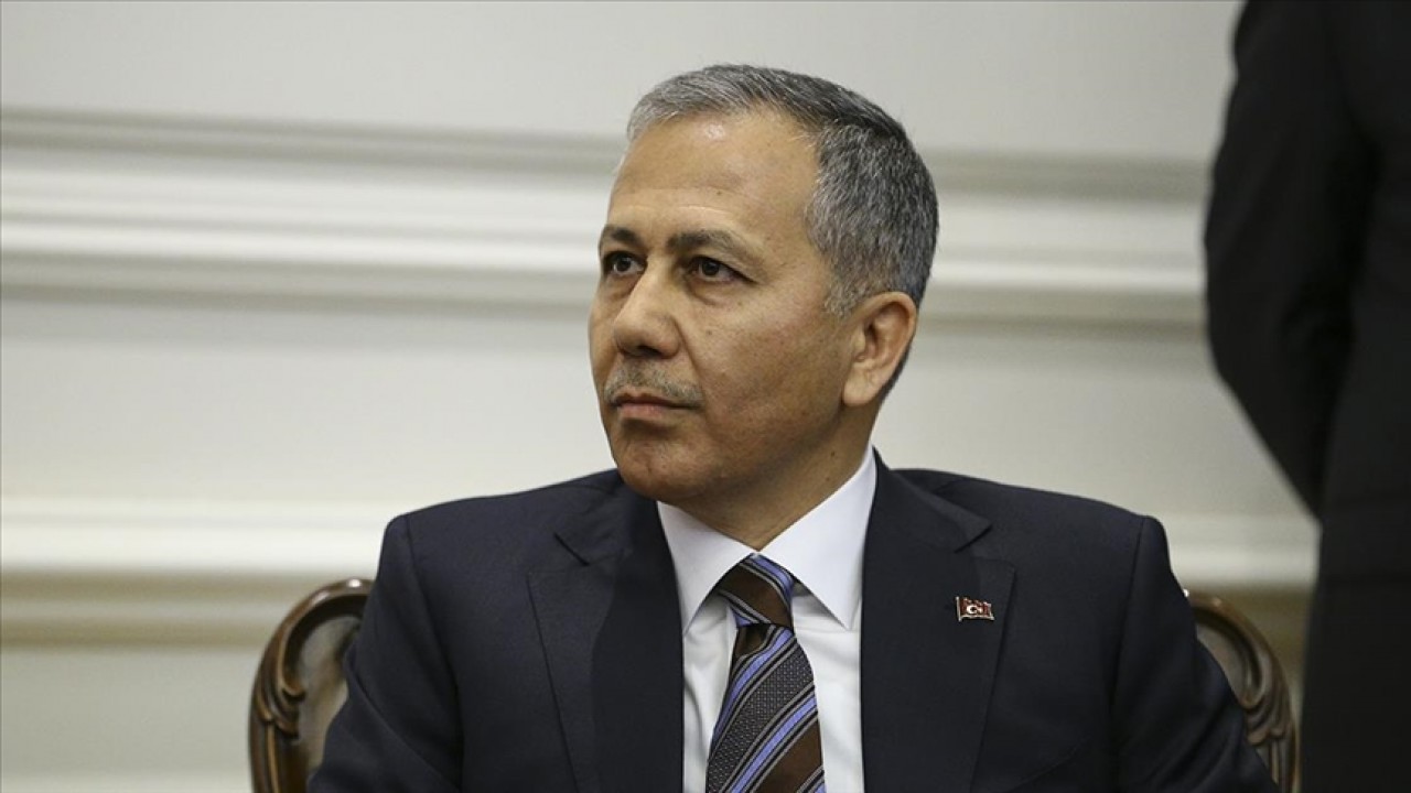 Bakan Yerlikaya'dan İzmir'deki polis merkezine silahlı saldırıya ilişkin açıklama