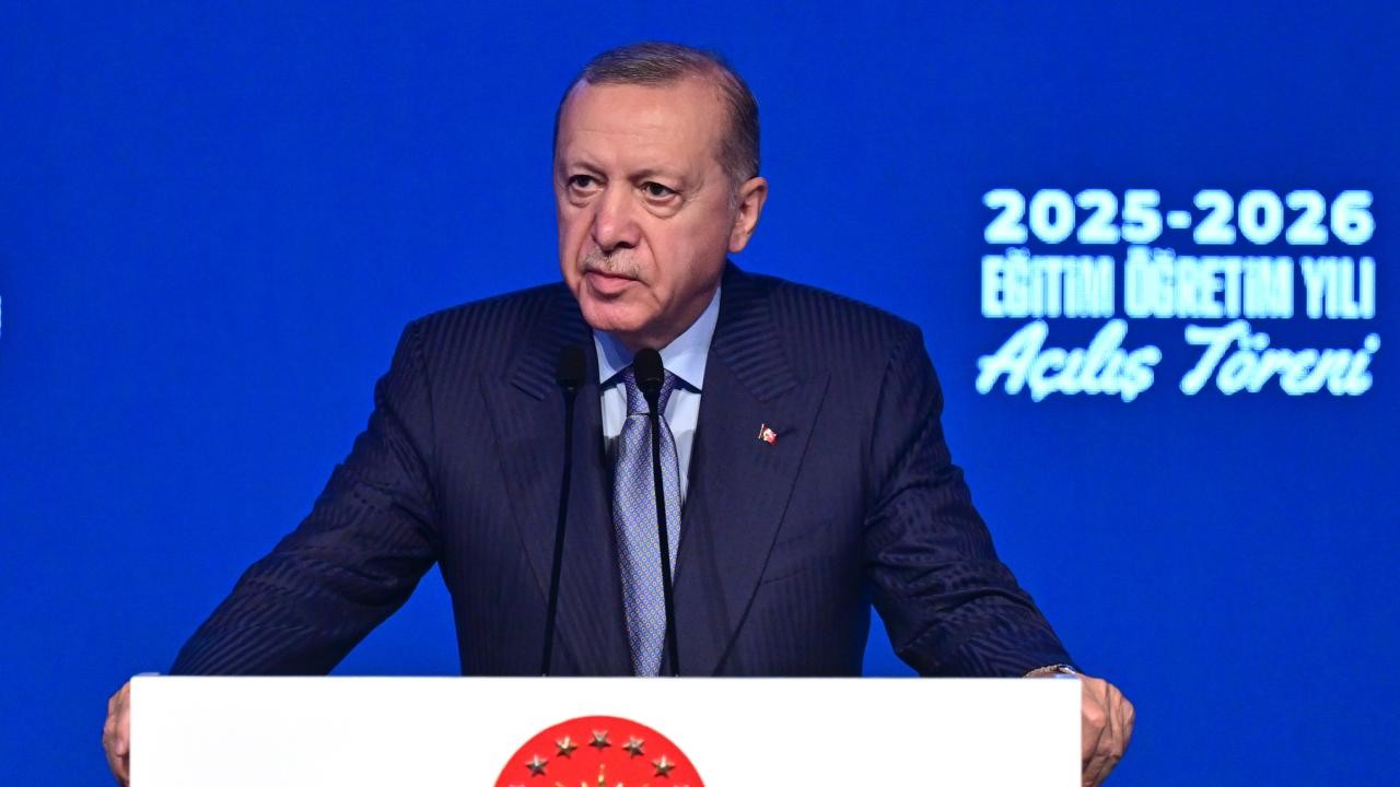 Cumhurbaşkanı Erdoğan: İzmir'deki saldırganın bağlantıları araştırılıyor