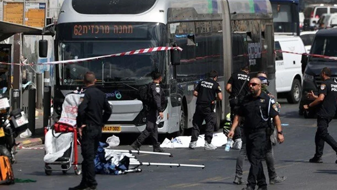 Doğu Kudüs'te silahlı saldırı! 6 kişi öldü, Netanyahu olay yerinde