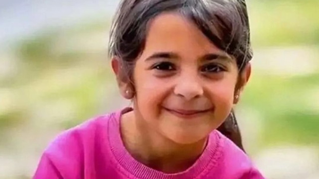 Arif Güran: Narin'i okula götürmem gerekirken mezarı başında oturuyoruz