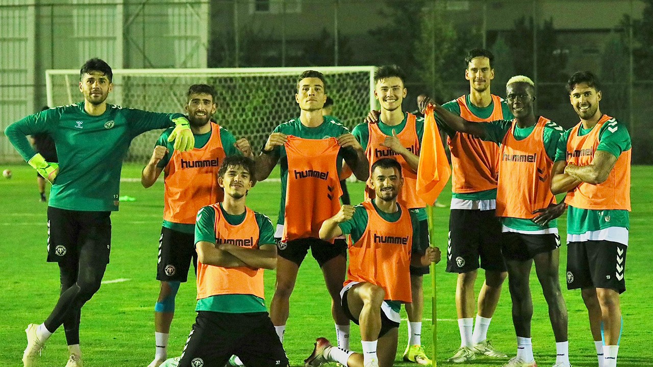 Anadolu Kartalı taktik çalışıyor