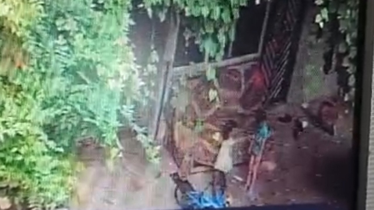 Acı olay! Salıncak ipini boynuna dolayan 3 yaşındaki çocuk öldü