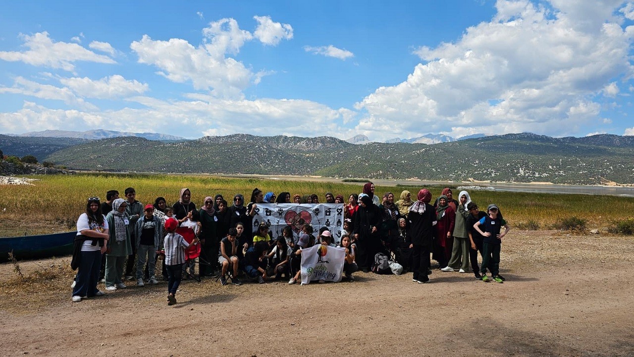 Beyşehir'de Filistinli çocuklar doğa etkinliğine katıldı